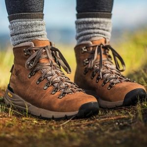 Danner Mountain 600,  Size 8 boots, Rich Brown